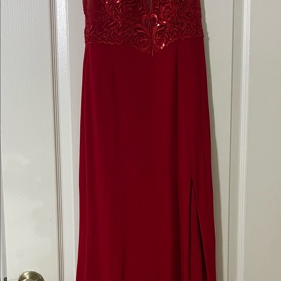 Red Prom Dress - Picture 4 of 7